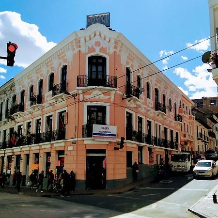 Hostal Latitud Ecuem Hotel Quito Buitenkant foto