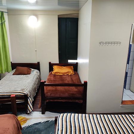 Hostal Latitud Ecuem Quito Buitenkant foto