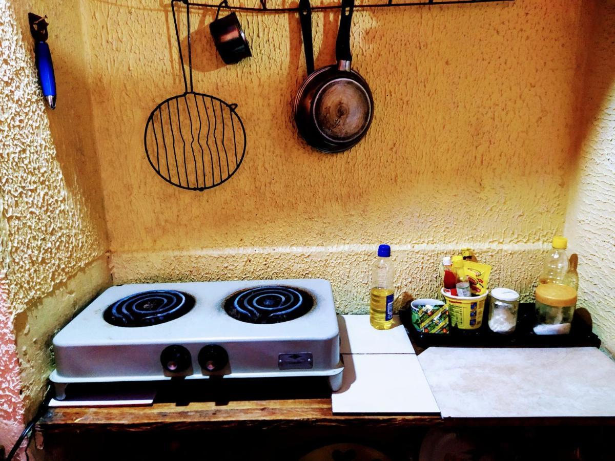 Hostal Latitud Ecuem Quito Buitenkant foto