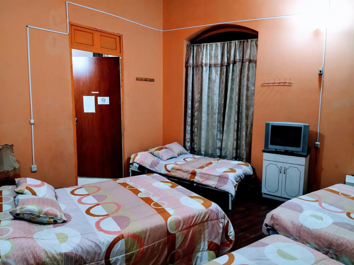Hostal Latitud Ecuem Quito Buitenkant foto