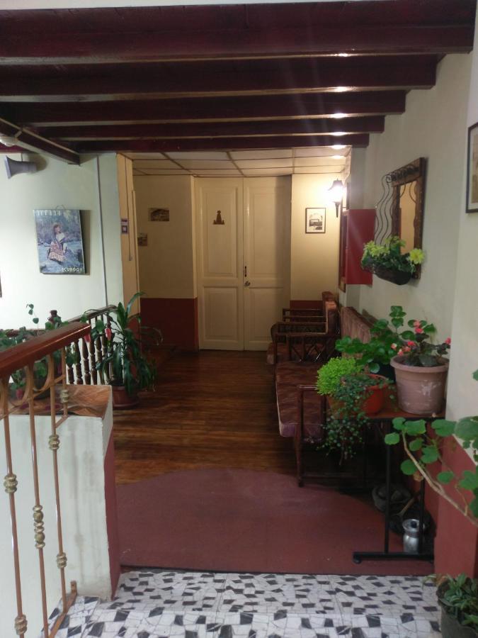 Hostal Latitud Ecuem Quito Buitenkant foto